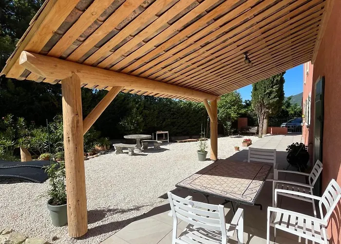 Casa De Lyu