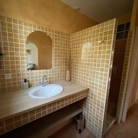 Casa De Lyu 3*